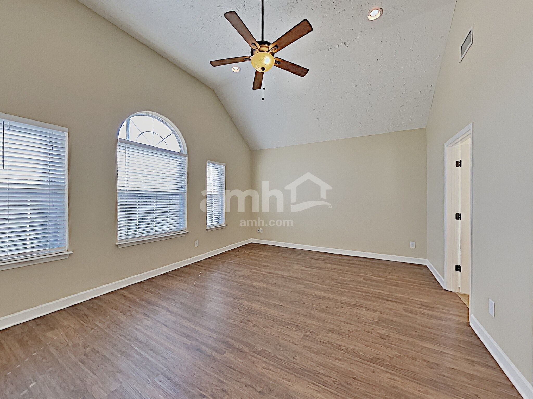 Building Photo - 808 Ottoe Ct