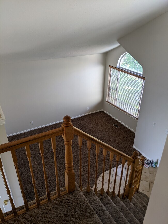 Building Photo - 387 E 3550 N