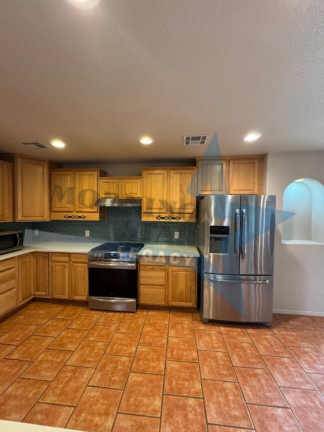 Building Photo - Live in MESILLA!  Beautiful house in the m...