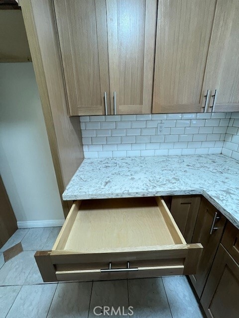 Building Photo - 711 N Soldano Ave