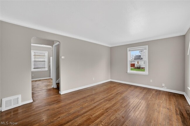 Building Photo - 1568 Parker Dr