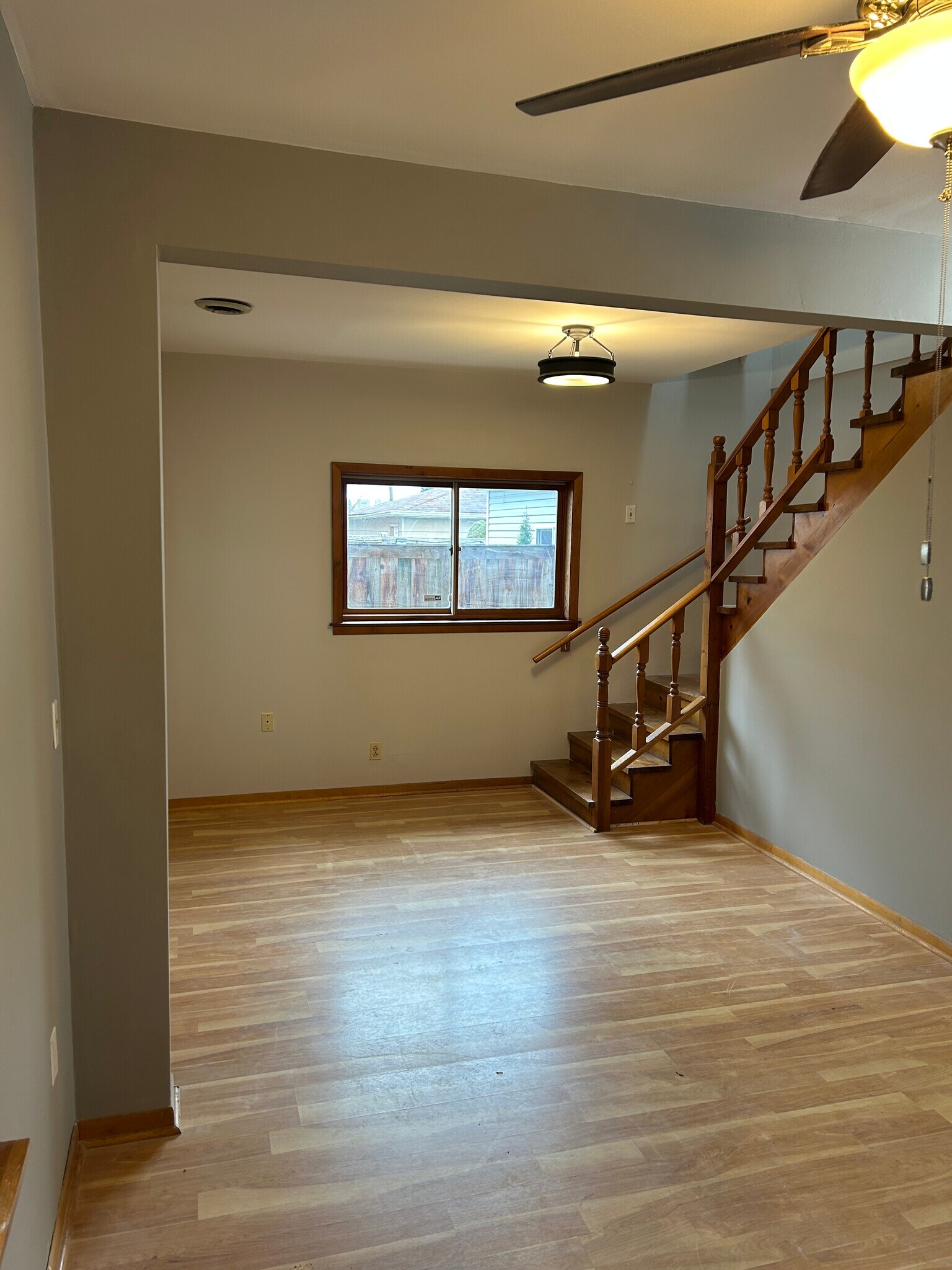 Building Photo - 5406 N Lovejoy Ave