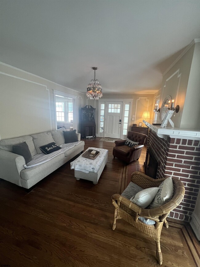 Building Photo - 29 N Hanover Ave