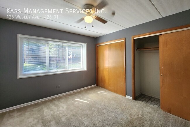 Building Photo - 426 Wesley Ave
