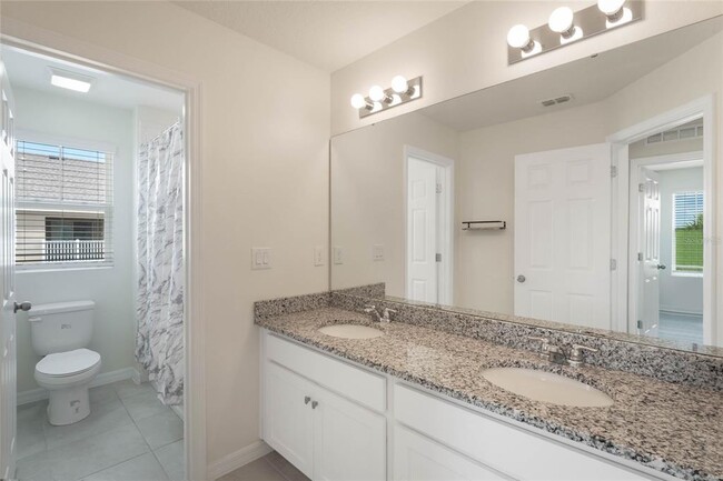 Building Photo - 9586 Poplar Ridge Ave