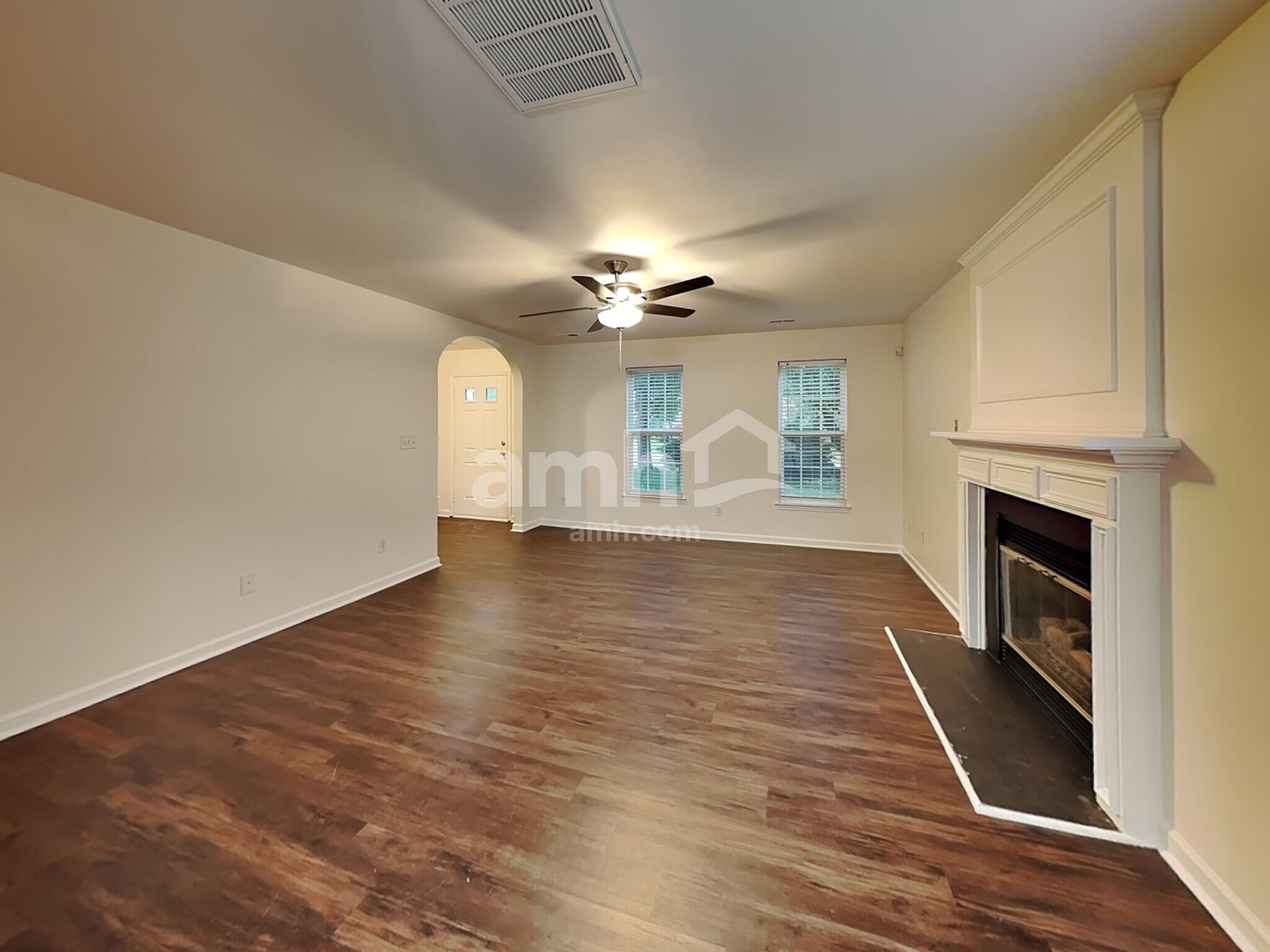 Building Photo - 1421 Juniper Hills Ln