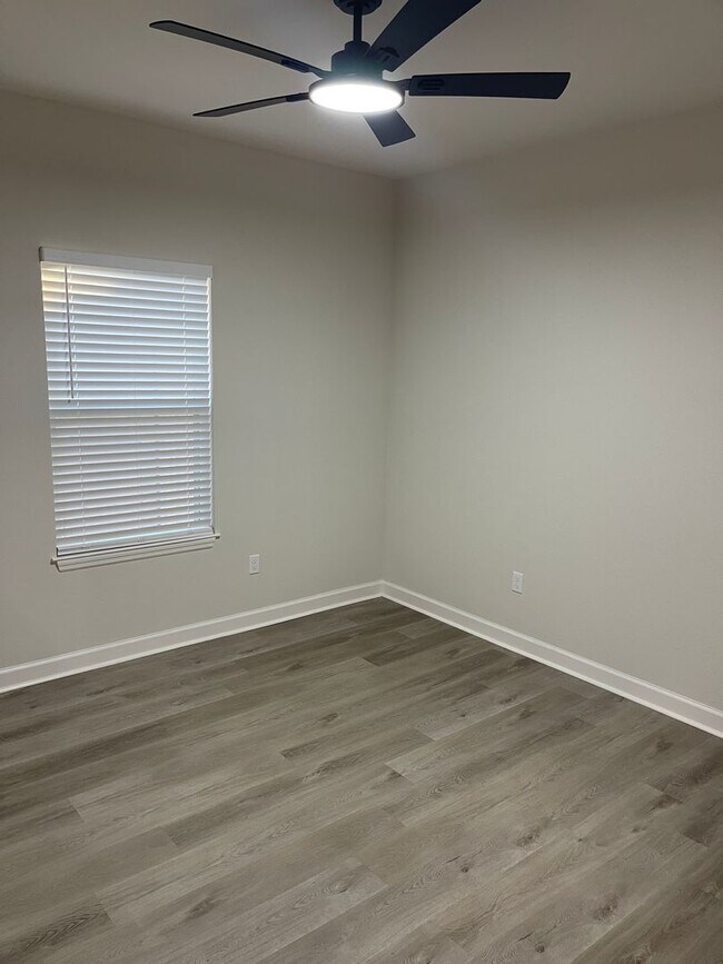 Building Photo - Beautiful New Construction Home