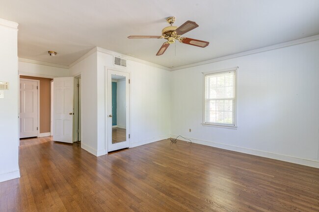 Building Photo - 196 N Goodlett St