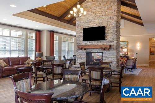 Building Photo - 2015 Reserve Cir