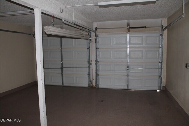 Building Photo - 3409 Guthrie St