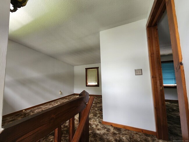 Building Photo - 192 Laurel Hill Dr