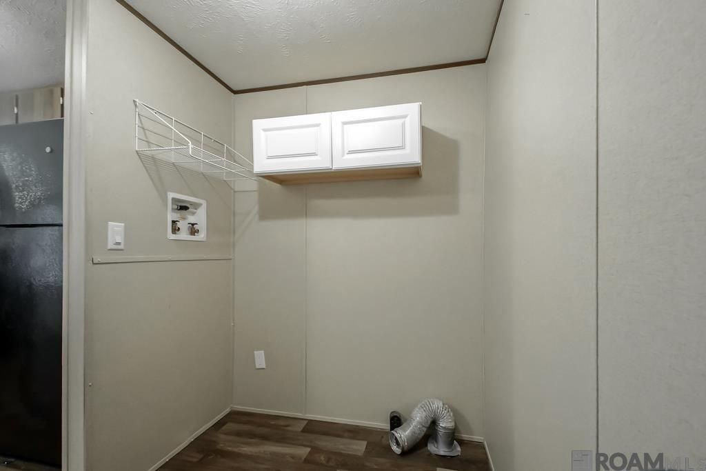 Building Photo - 12990 Laws Ln