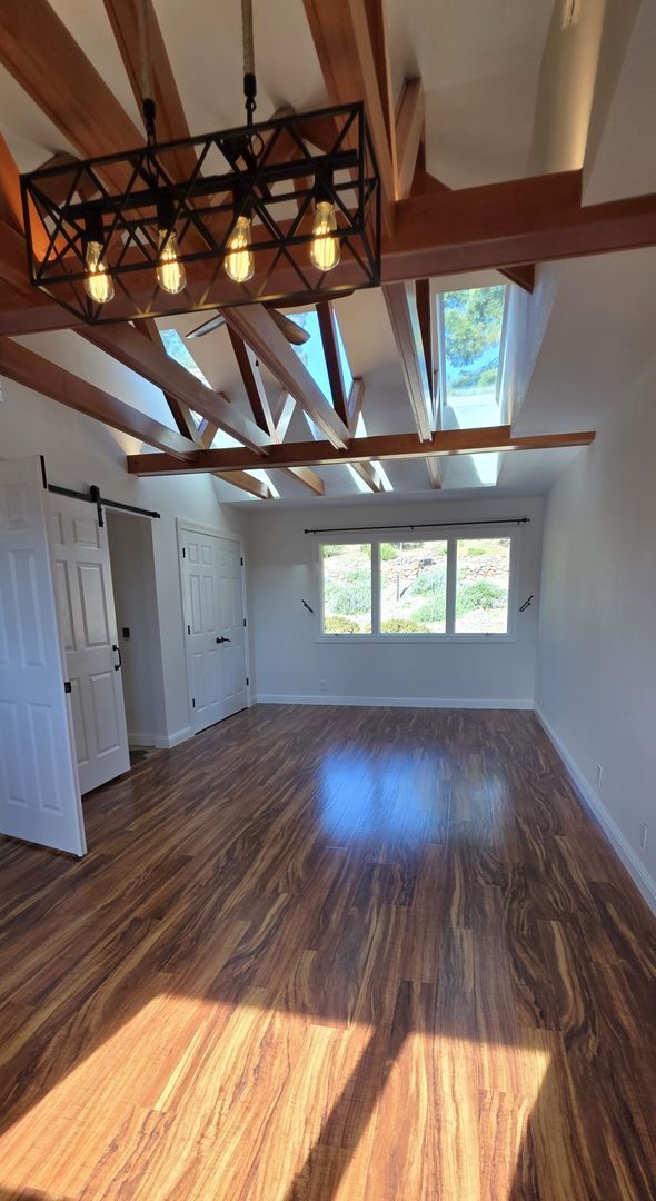 Building Photo - Fabulous Moraga 4bd+den/3ba Property with Stunning Views & Pool/Spa