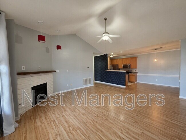 Building Photo - 1324 Kershaw Loop