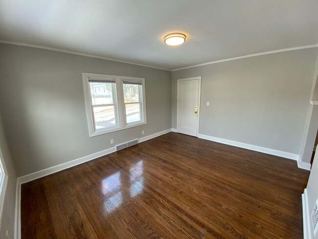 Building Photo - 4339 Wakeley St