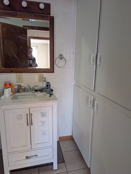 Building Photo - 132 S Michigan Ave