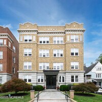 Building Photo - 45 N Fullerton Ave