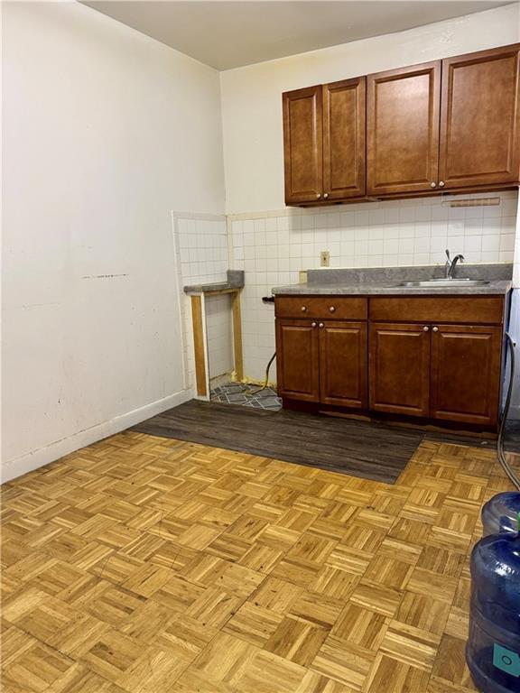 Building Photo - 883 E 165th St