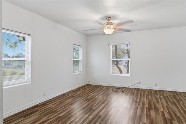 Building Photo - 613 W Murray St