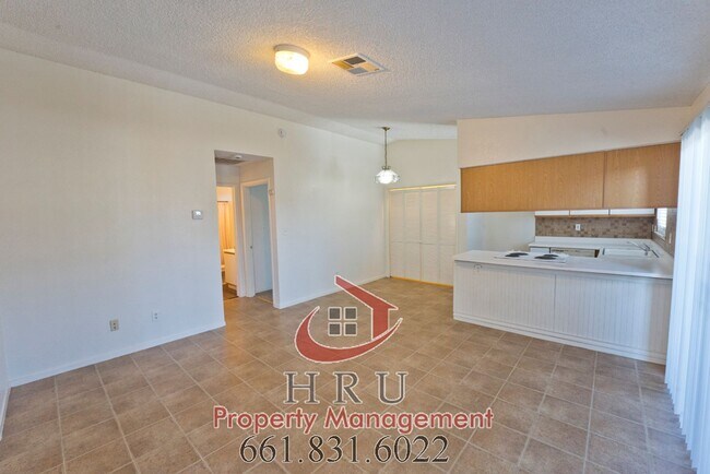 Building Photo - SW- condo 2bed-1.bath