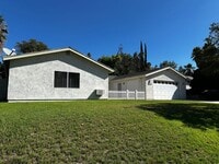 Building Photo - Riverside Home For Rent- 3 bedrooms!