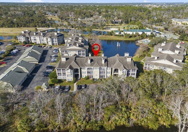 Building Photo - Location, Lifestyle, and Luxury