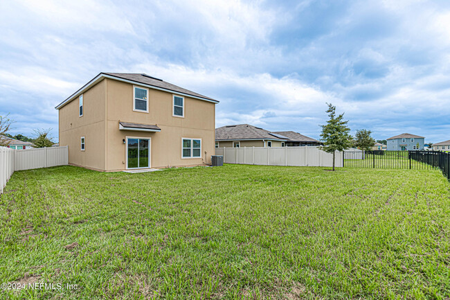 Building Photo - 3471 Cliffside Way