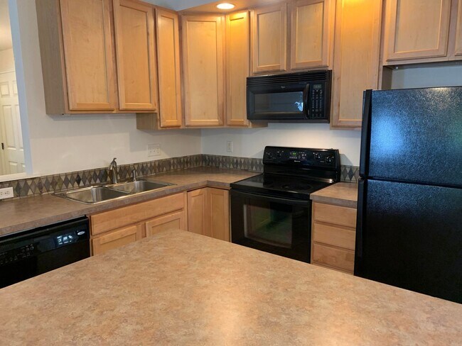 Building Photo - 1977 Grays Peak Dr