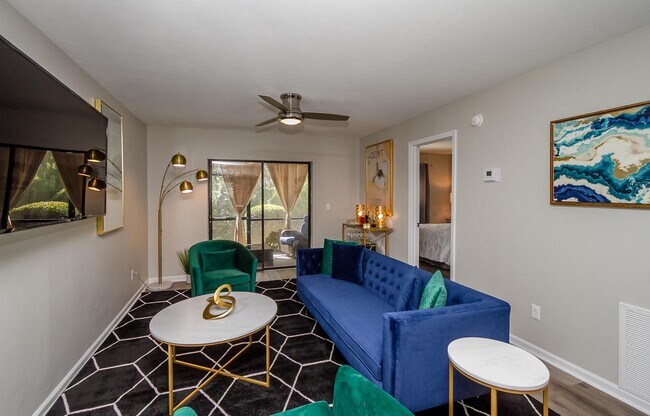 Building Photo - 1002 Windsong Cir