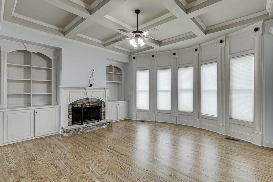 Building Photo - 4537 Grandview Pkwy