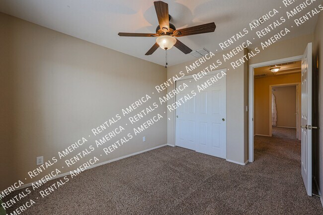 Building Photo - 39821 N Thunder Hills Ln