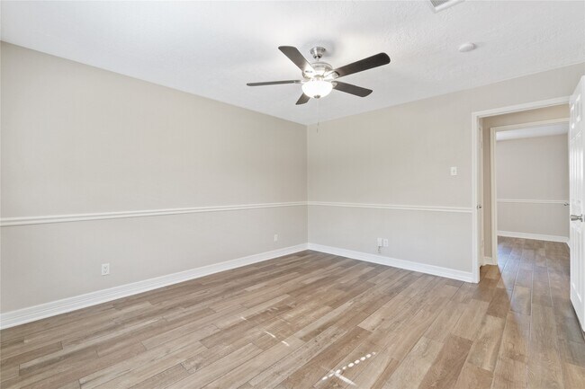 Building Photo - 25814 Leafywood Dr