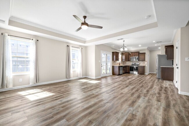 Building Photo - 205 Elwell Rd