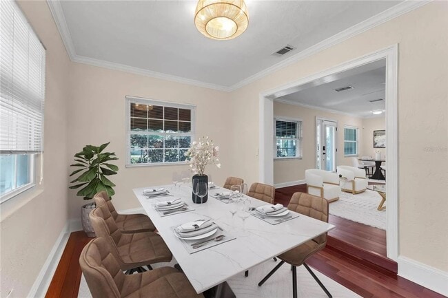 Building Photo - Newly Renovated 3 bedroom 2 bath Winter Pa...