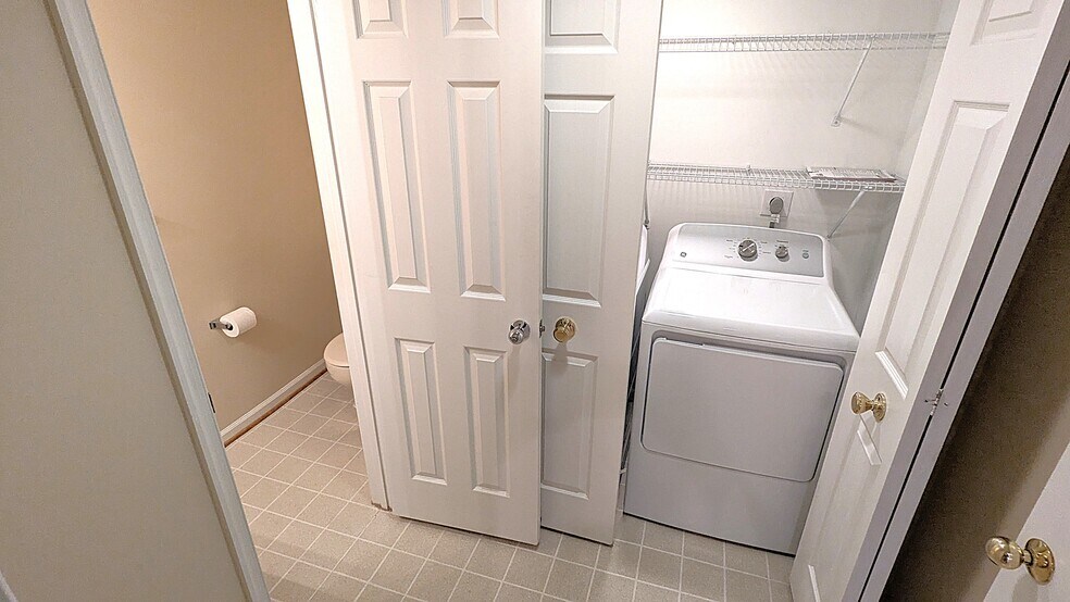 Building Photo - 1379 Heritage Oak Way