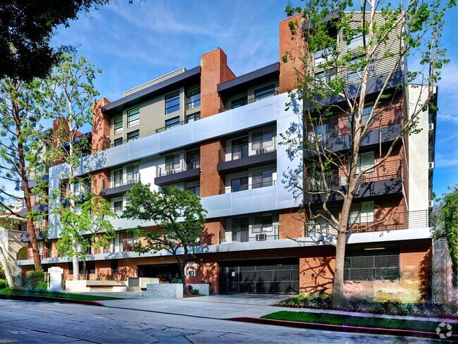 Building Photo - El Greco Lofts