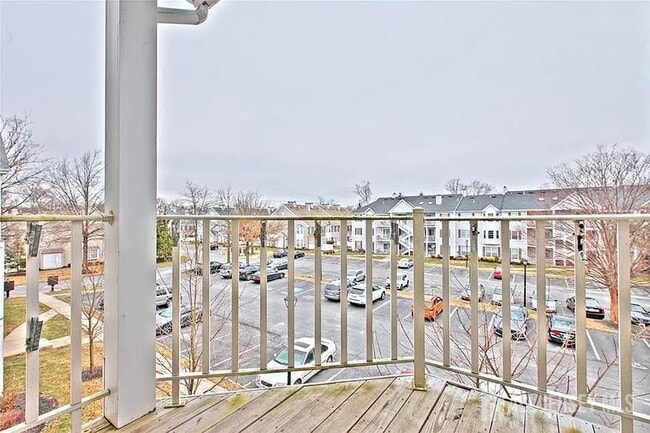 Building Photo - 155 Darwin Ln