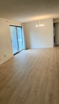 Building Photo - 24714-24713 13th Ave S