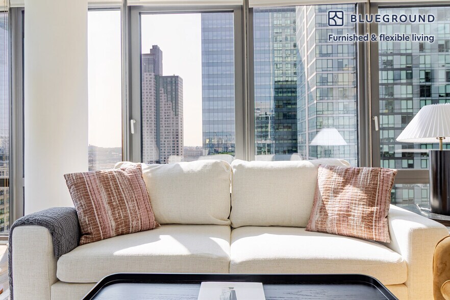 Building Photo - 42-10 27th St