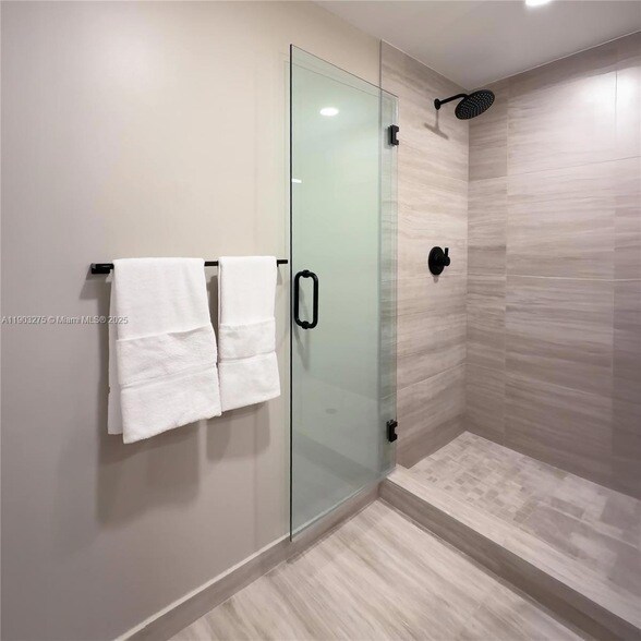 Building Photo - 580 72nd St