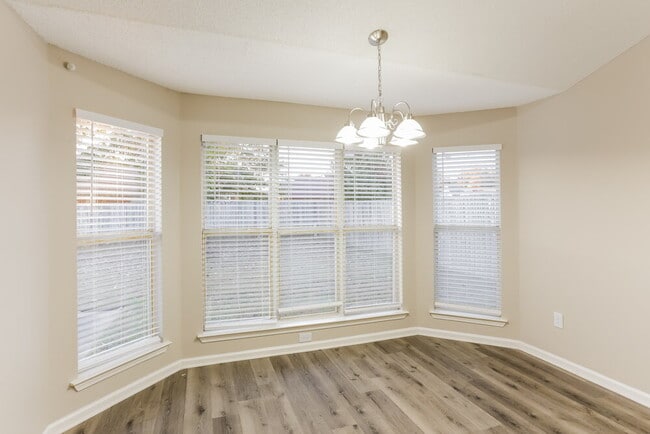 Building Photo - 9163 Bentley Woods Dr