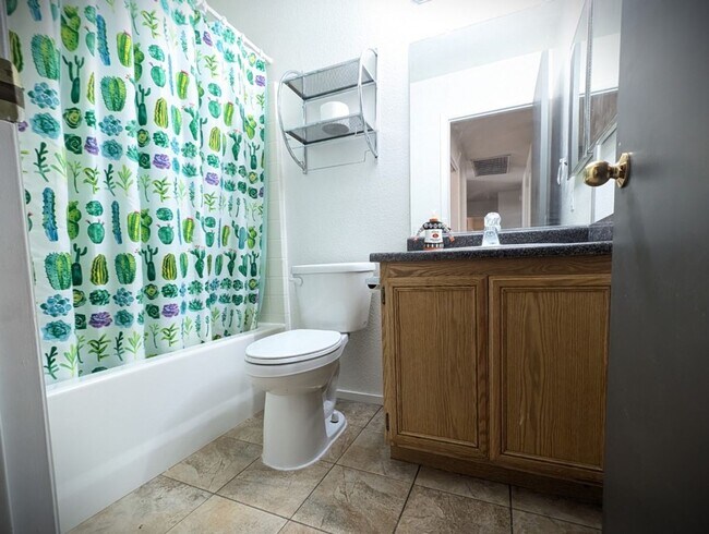 Building Photo - 8000 Revolver Ave