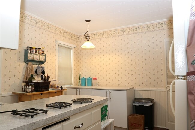 Building Photo - 195 Brookridge Dr