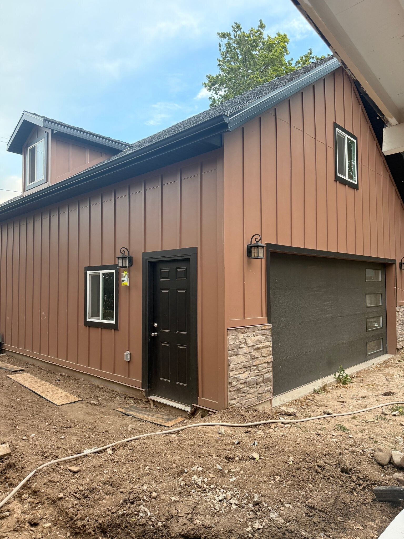 Building Photo - 1405 Parkway Ave