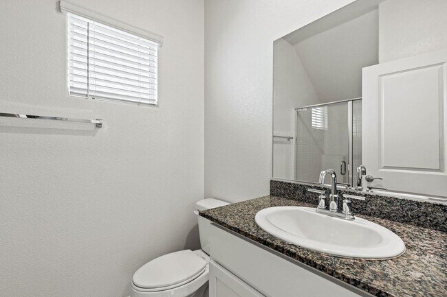 Building Photo - Newly Built 6 Bed / 2.5 Bath Single-Family Home with Upgraded Kitchen and Fully Fenced Yard in So...