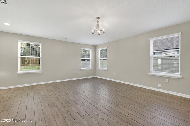 Building Photo - 66108 Edgewater Dr