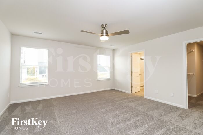 Building Photo - 618 Goldburn Wy
