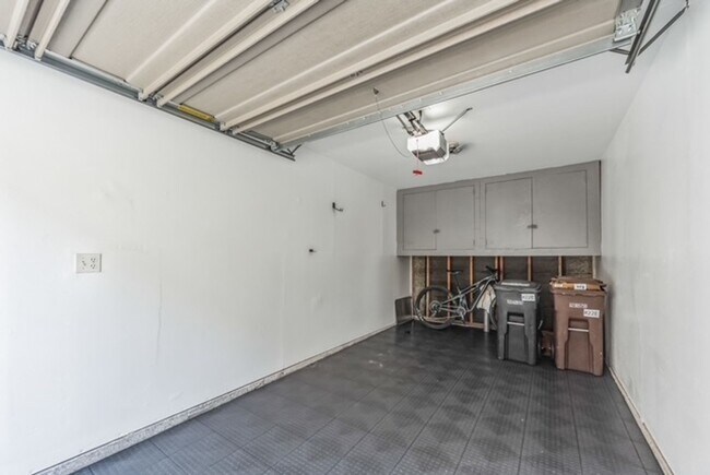 Building Photo - Stylish Laguna Niguel View Condo in Resort-Style Beach Community