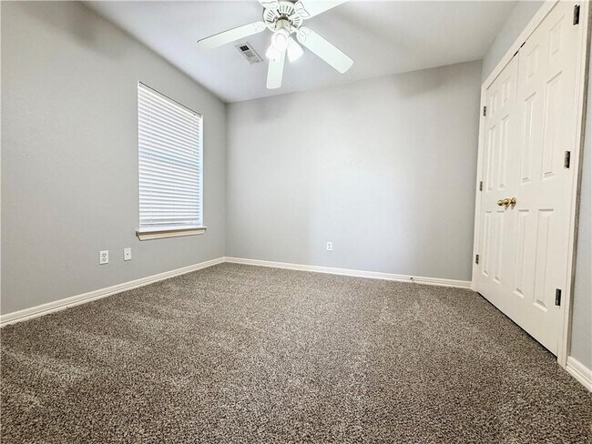 Building Photo - 2702 Drexelwood Dr