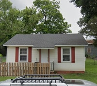 Building Photo - 312 W Braziel St